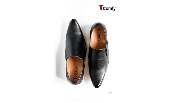 tcomfy black shoes